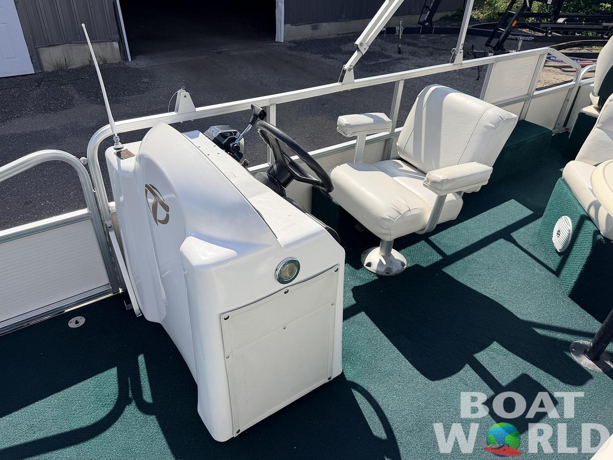 Used 2008 Tahoe Pontoons 22 Fish 'N Fun & (2021) 90HP Mercury 4Stroke EFI -$17,995