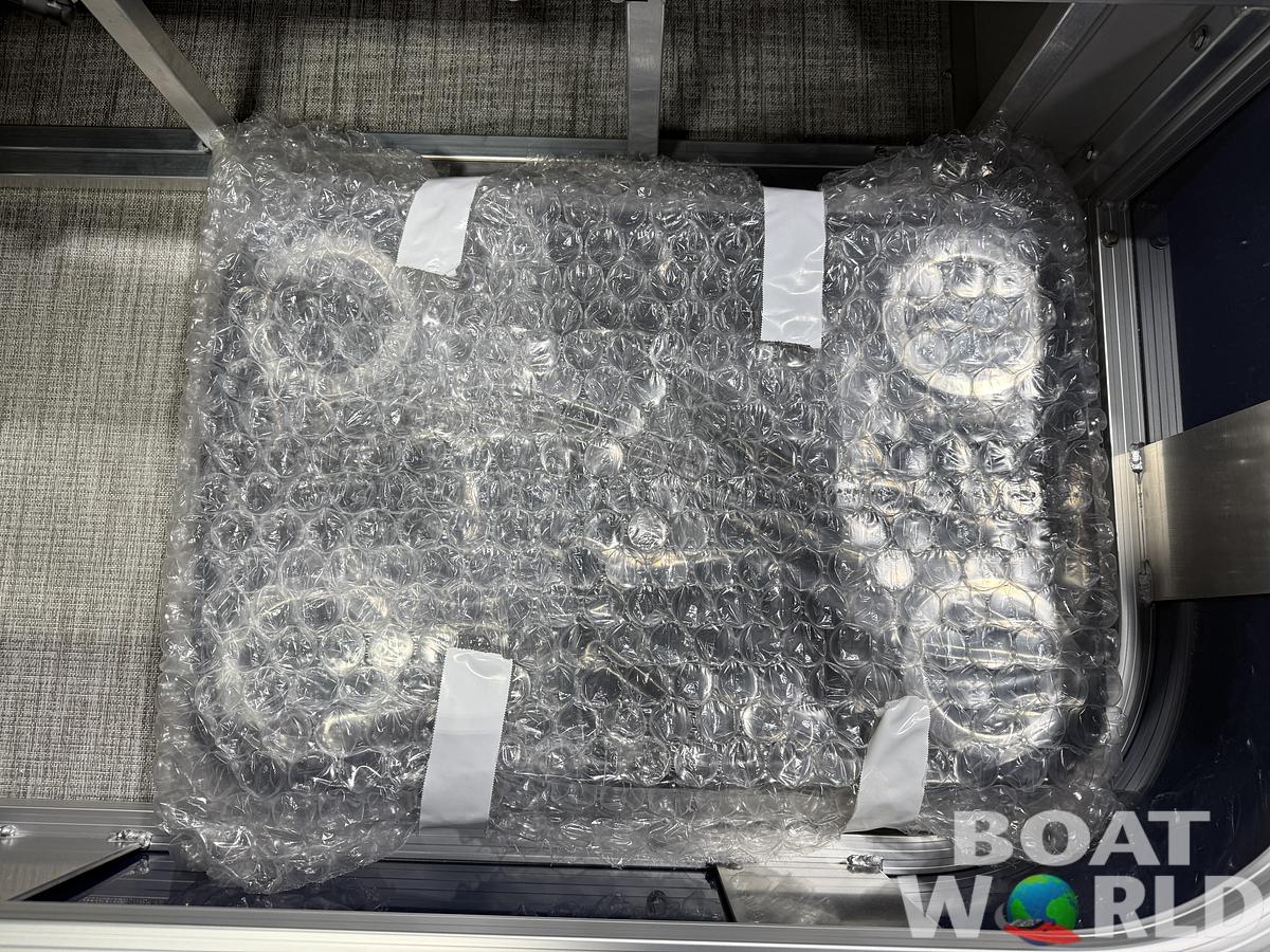 2026 Tahoe LTZ 2385 Swingback (VRB) Pontoon $38995