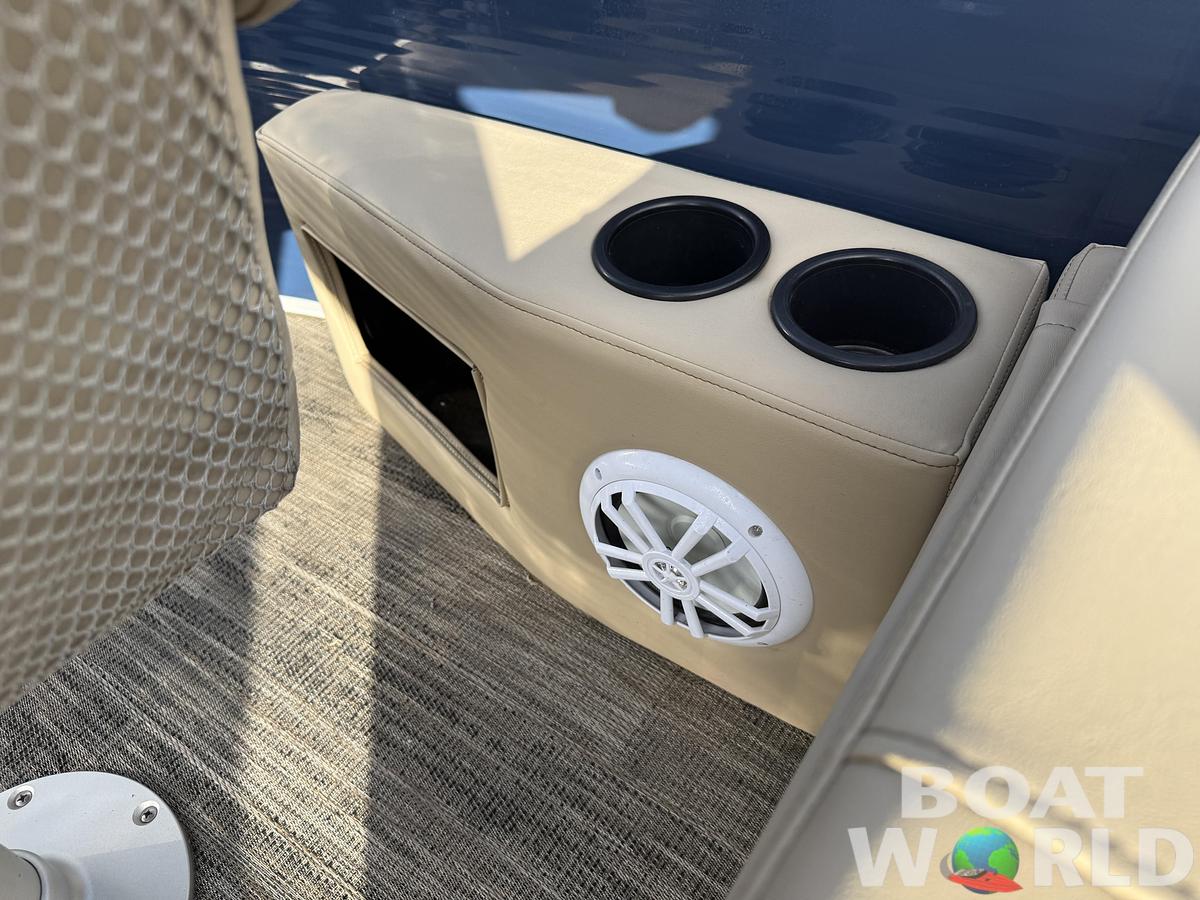 Used 2022 Sweetwater 21' Quad Fish Pontoon