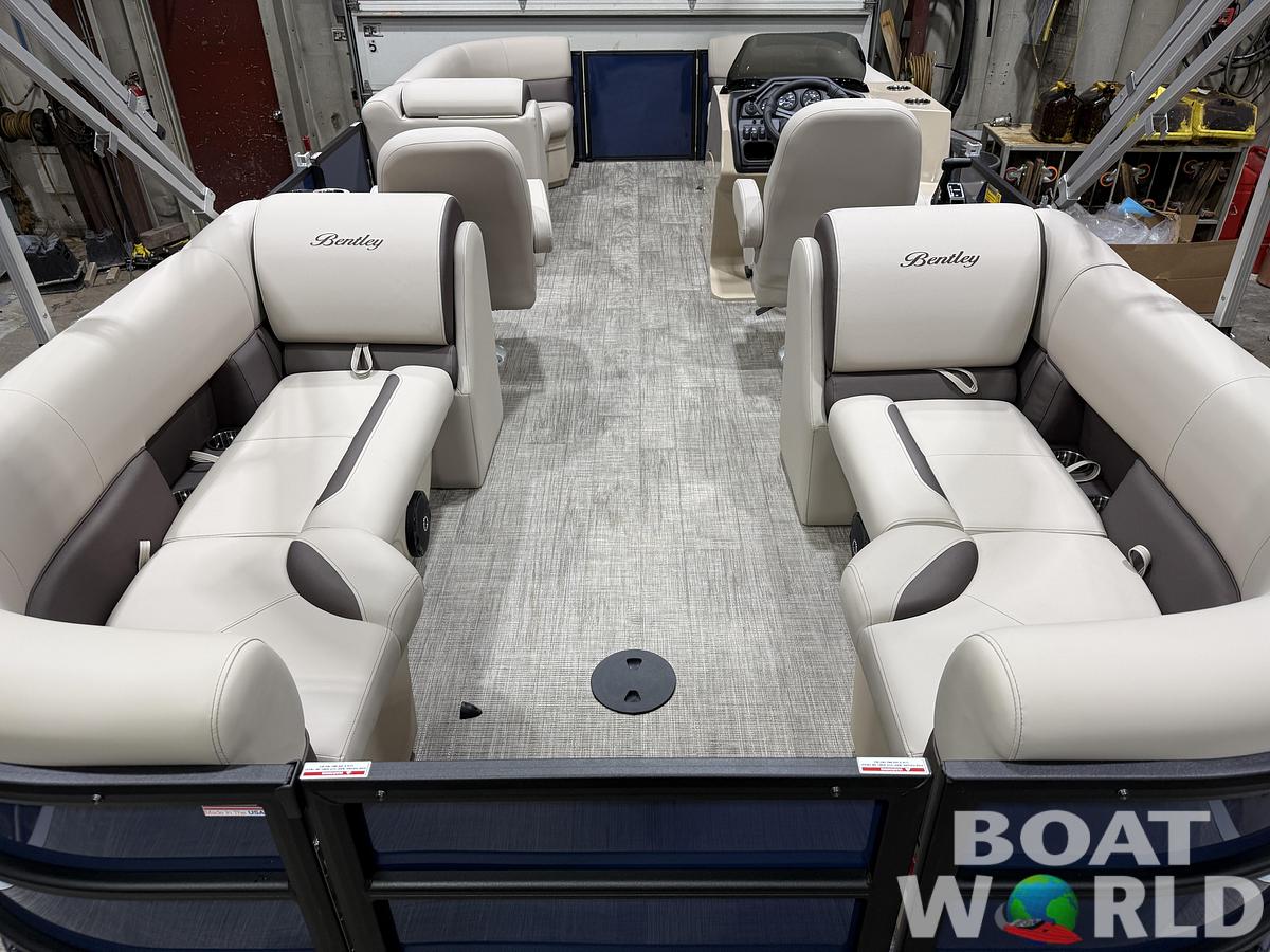 2026 Bentley Legacy 220 Navigator Quad Lounge Pontoon $36995