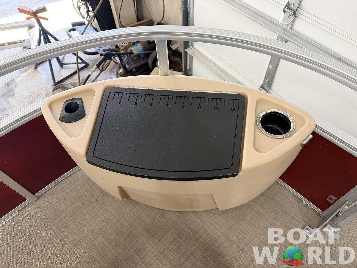 Used 2019 Sun Tracker  Fishin Barge 22 DLX XP3 Tritoon & 150HP Mercury 4Stroke - $39,995