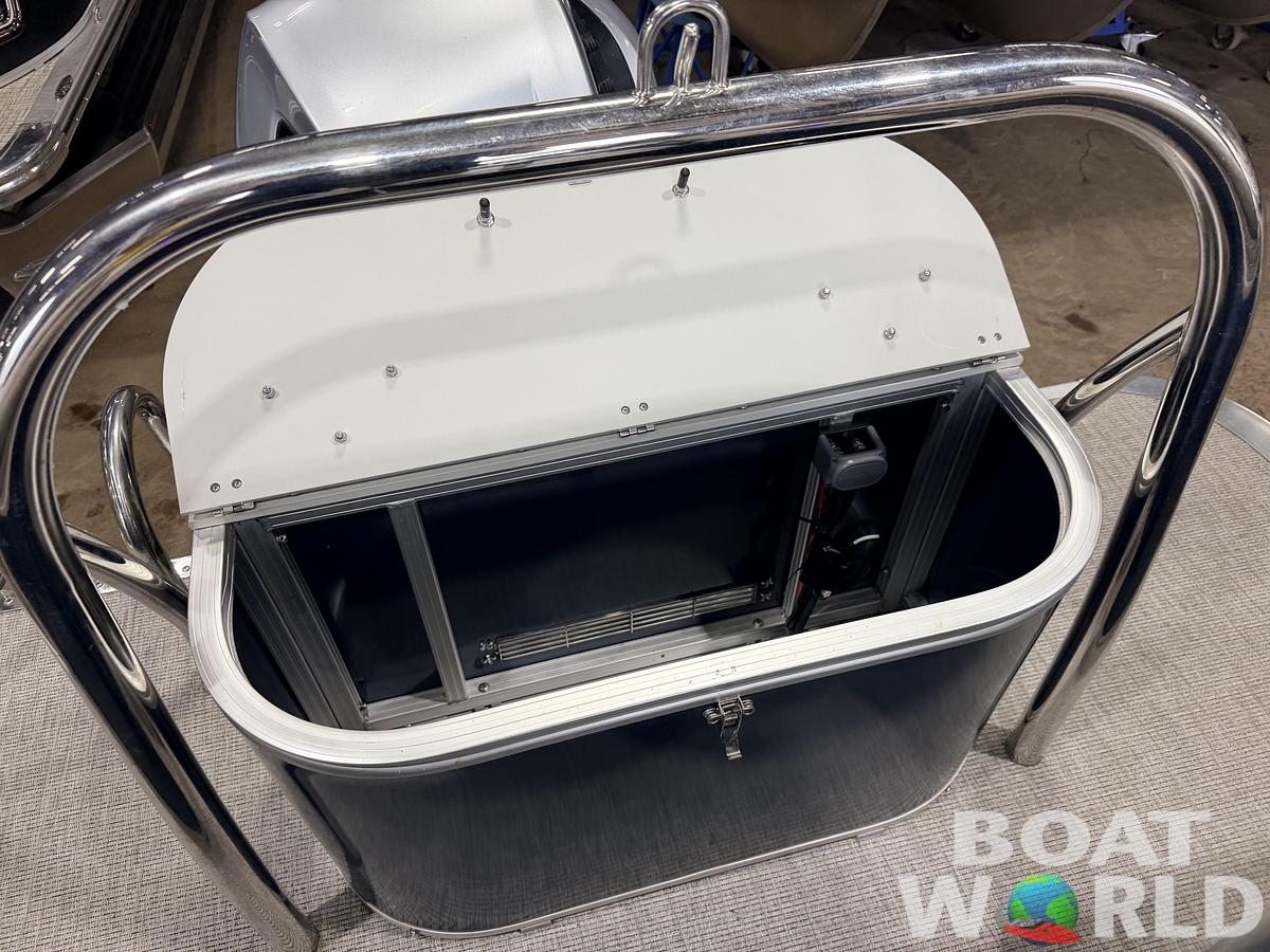 Used 2022 Tahoe Pontoons Cascade 2385 Quad Lounge Tritoon & 200HP Honda 4Stroke -$49,995