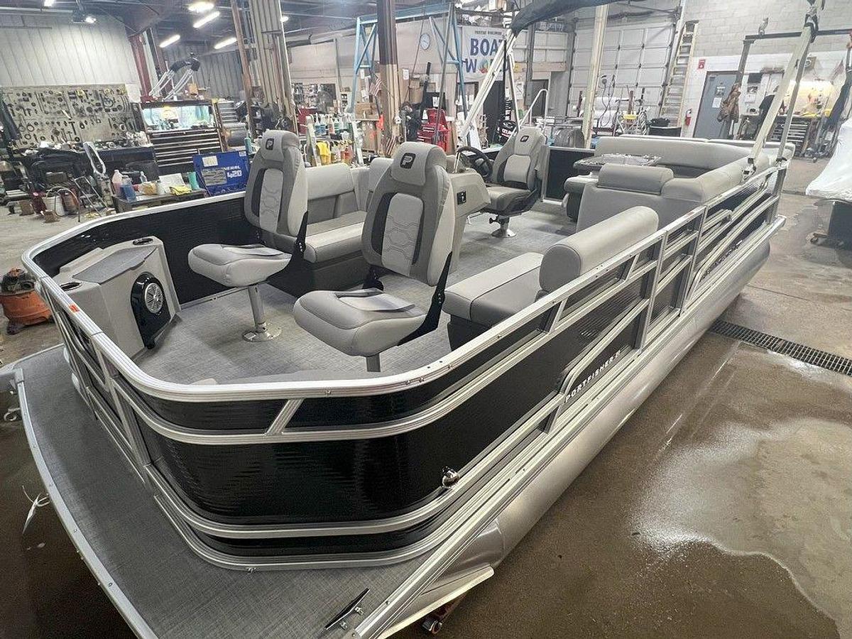 2025 Princecraft 21 Sportfisher 2-S Pontoon & Mercury 4-Stroke EFI
