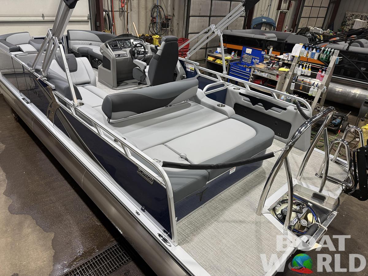 2026 Tahoe LTZ 2385 Swingback (VRB) Pontoon $38995