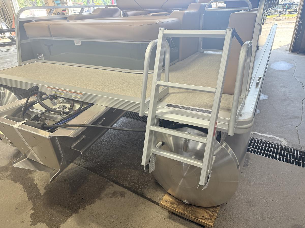 2026 Tahoe Pontoons Sport 2385 Swingback (VRB) & Honda 4-Stroke EFI