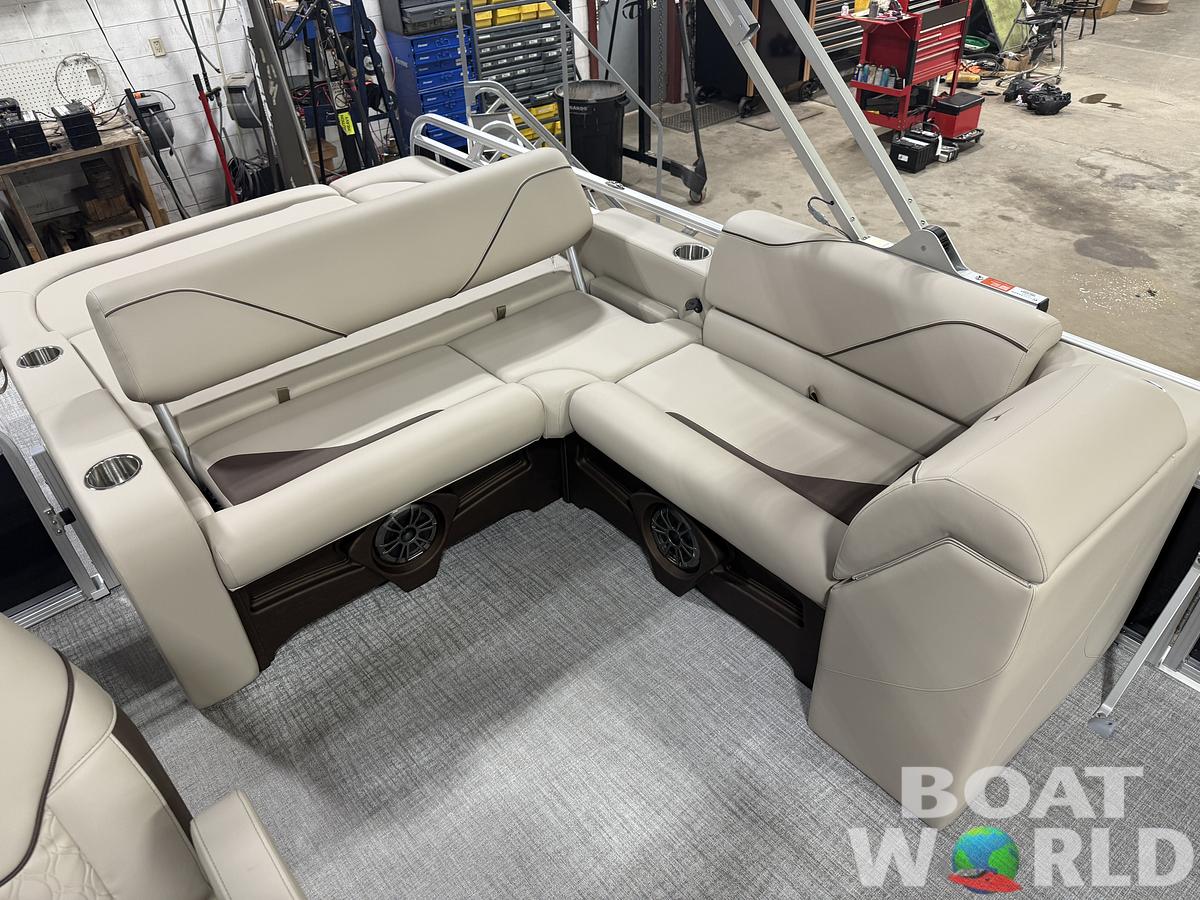 2026 Tahoe Pontoons Sport 2385 Swingback (VRB) & Honda 4-Stroke EFI
