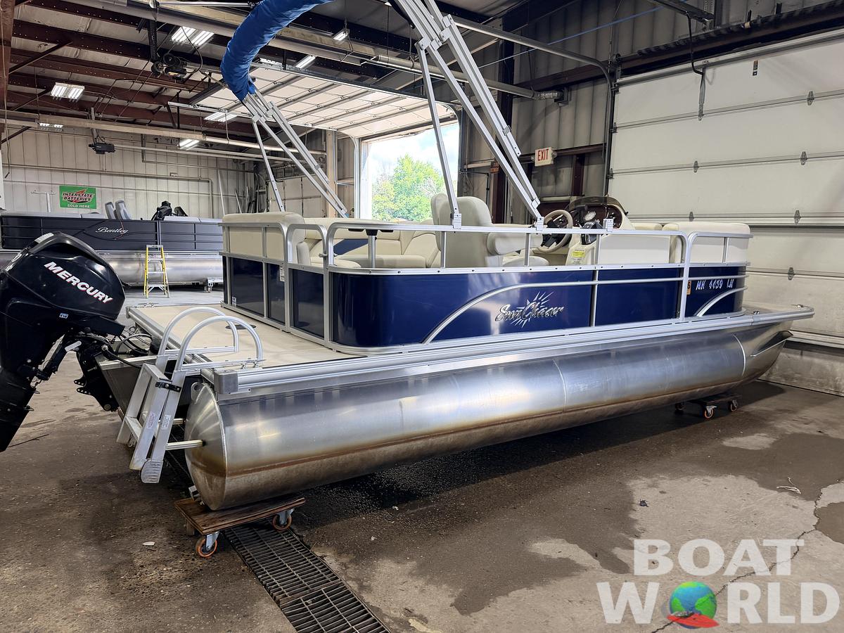 Used 2015 SunChaser 8520 Classic Cruise & 30HP Mercury 4Stroke EFI -$14,995