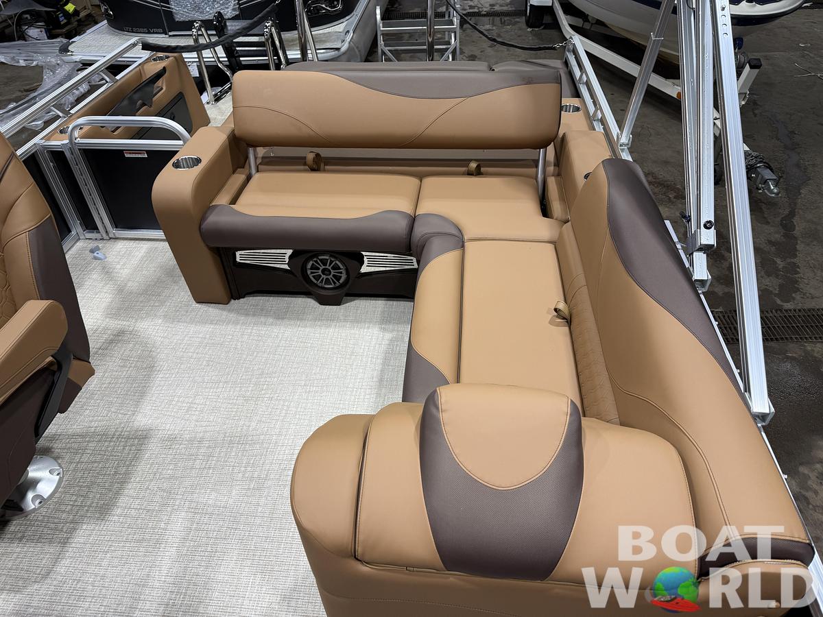 2027 Tahoe LTZ 2385 VRB SE Swingback Pontoon $42995