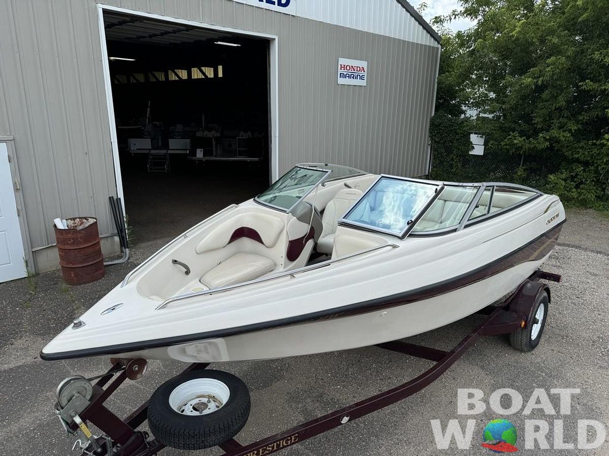 Used 2000 Crownline 192 4.3 V6 Open Bow Runabout