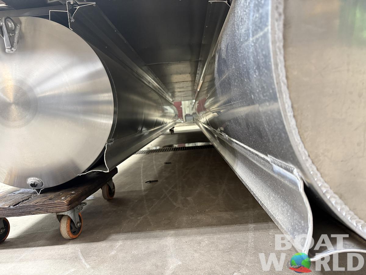 2025 Tahoe Pontoons LTZ 2385 Swingback (VRL) Tritoon & Honda 4-Stroke EFI