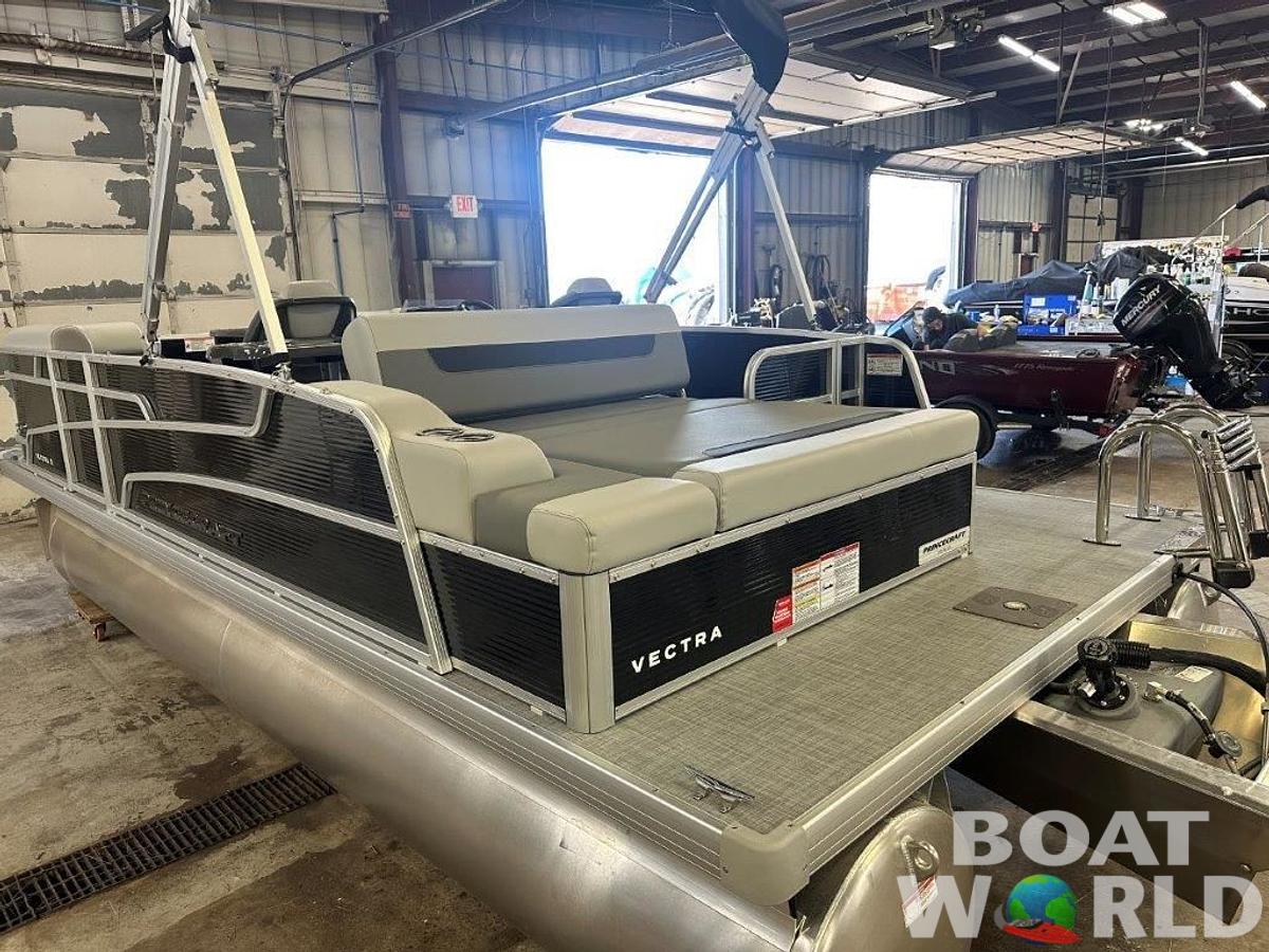 2025 Princecraft Vectra 21 RL Swingback SS Pontoon & Mercury 4-Stroke EFI