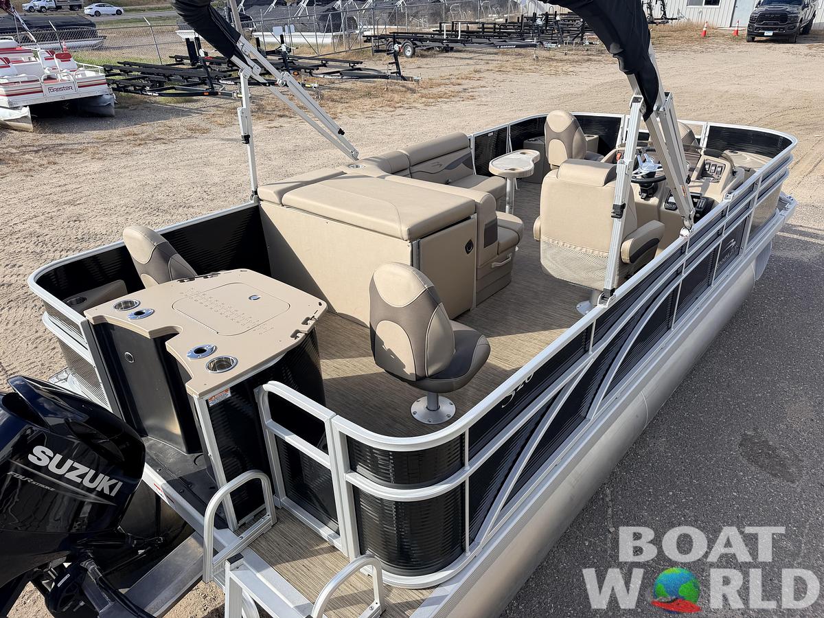 Used 2023 Bennington S20 F & 70HP Suzuki 4Stroke -$27,995