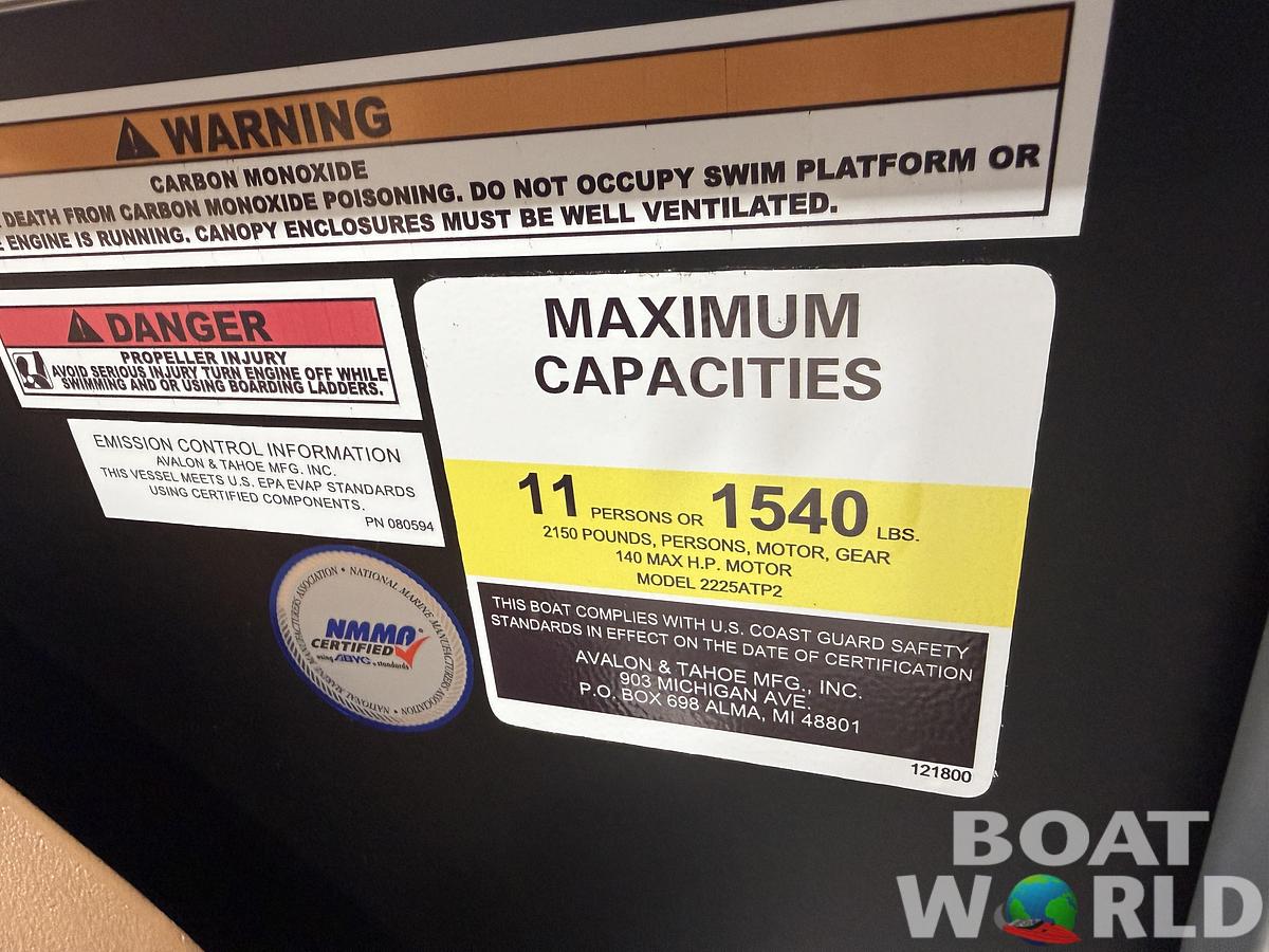 2026 Tahoe Pontoons LTZ 2385 Quad Lounge Shift SS