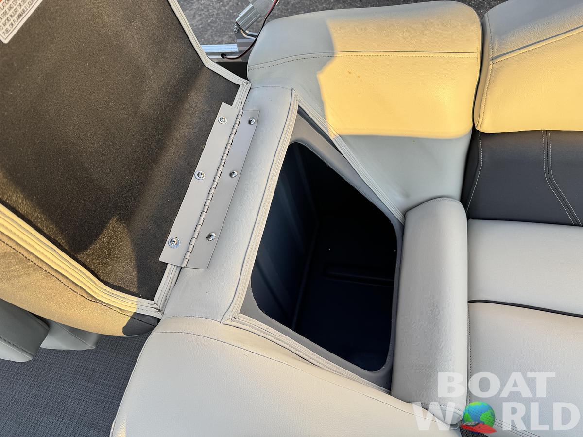 Used 2020 Sylvan Mirage 822 LZ Pontoon