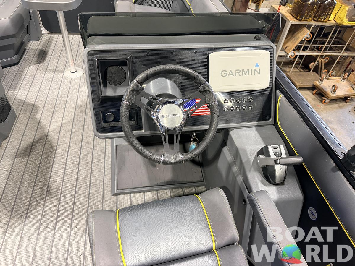 Used 2023 Manitou 220 Explore Tritoon & 150HP Rotax -$39,995