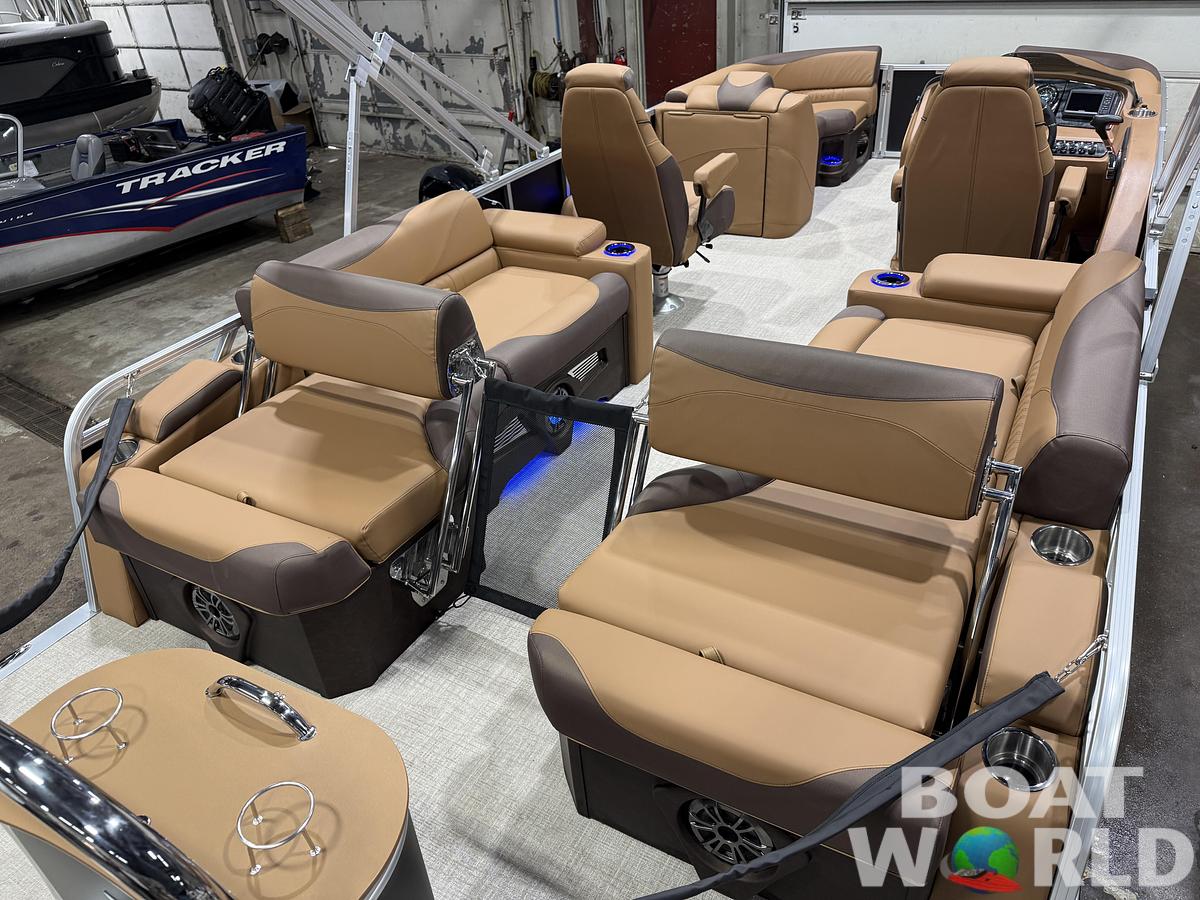 2026 Tahoe Pontoons LTZ 2385 Quad Lounge Shift SS Tritoon 