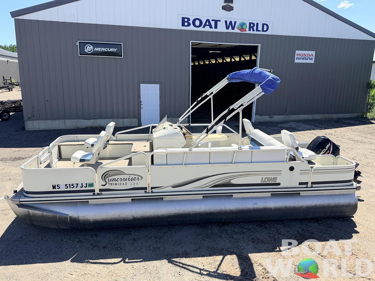 Used 2001 Lowe SunCruiser Trinidad 204 & 50HP Mercury 4Stroke -$11,995