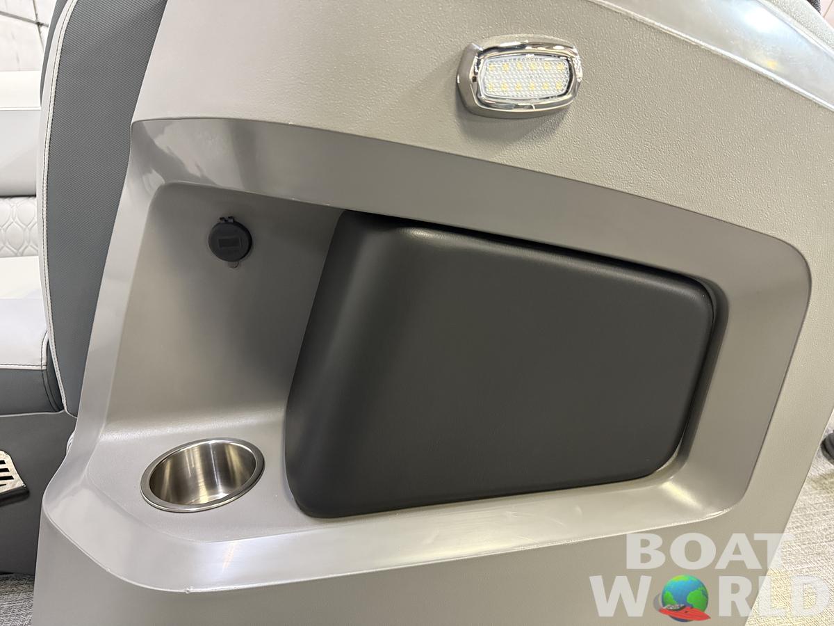 2025 Tahoe Pontoons LTZ 2385 Swingback (VRL) & Honda 4-Stroke EFI