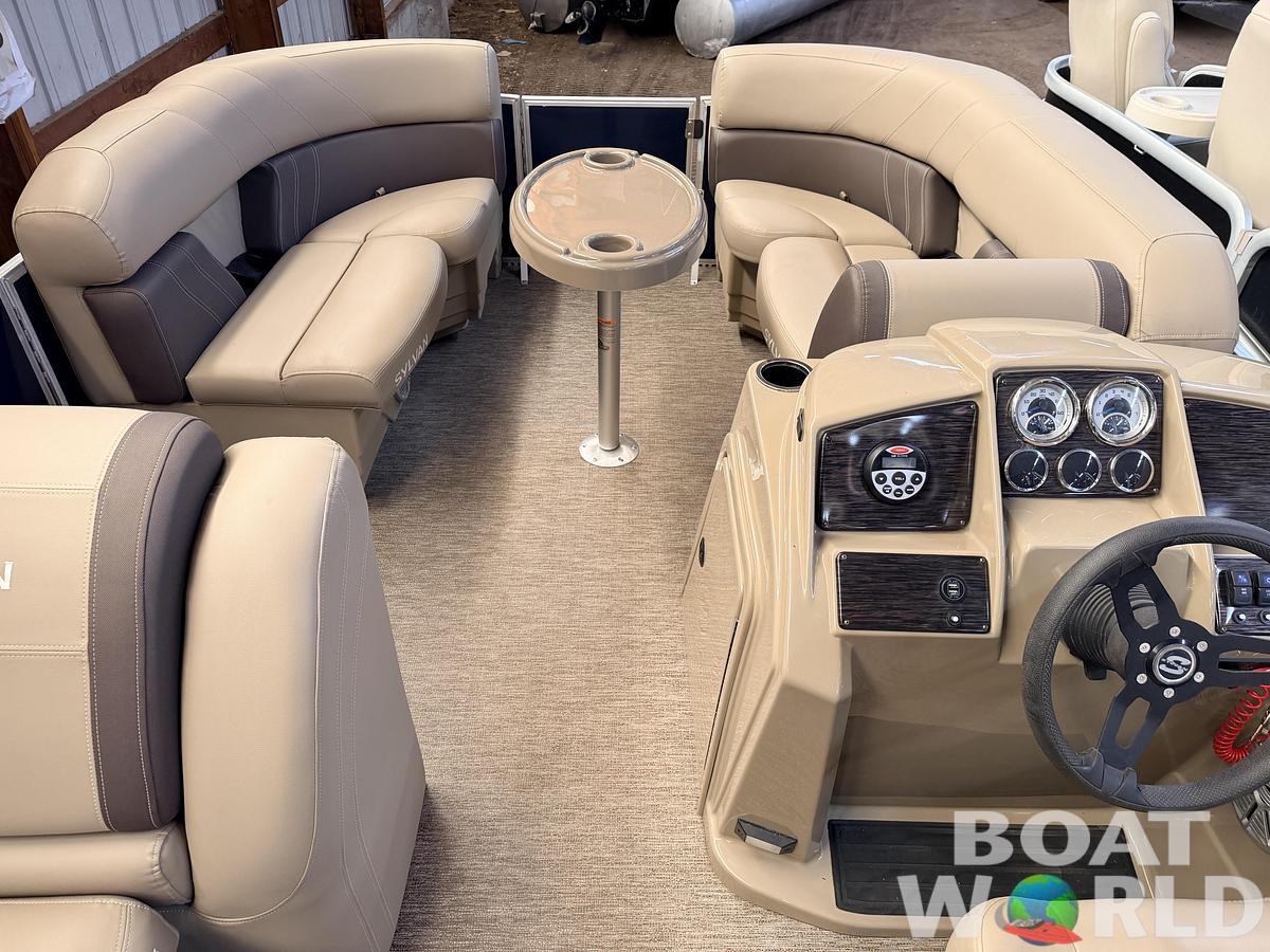 Used 2022 Sylvan  Mirage 820 Fish & Cruise