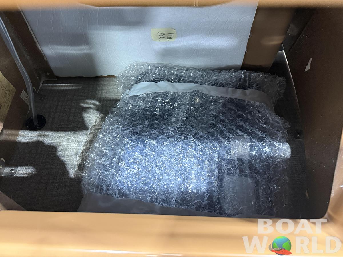 2027 Tahoe LTZ 300HP VRB Windshield Swingback $69995