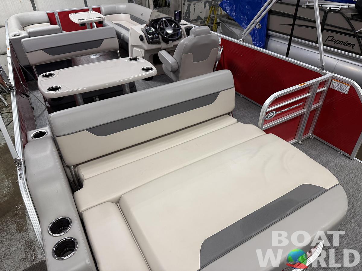Used 2021 Princecraft Vectra 23 RL Dinette Swingback Pontoon & 115HP