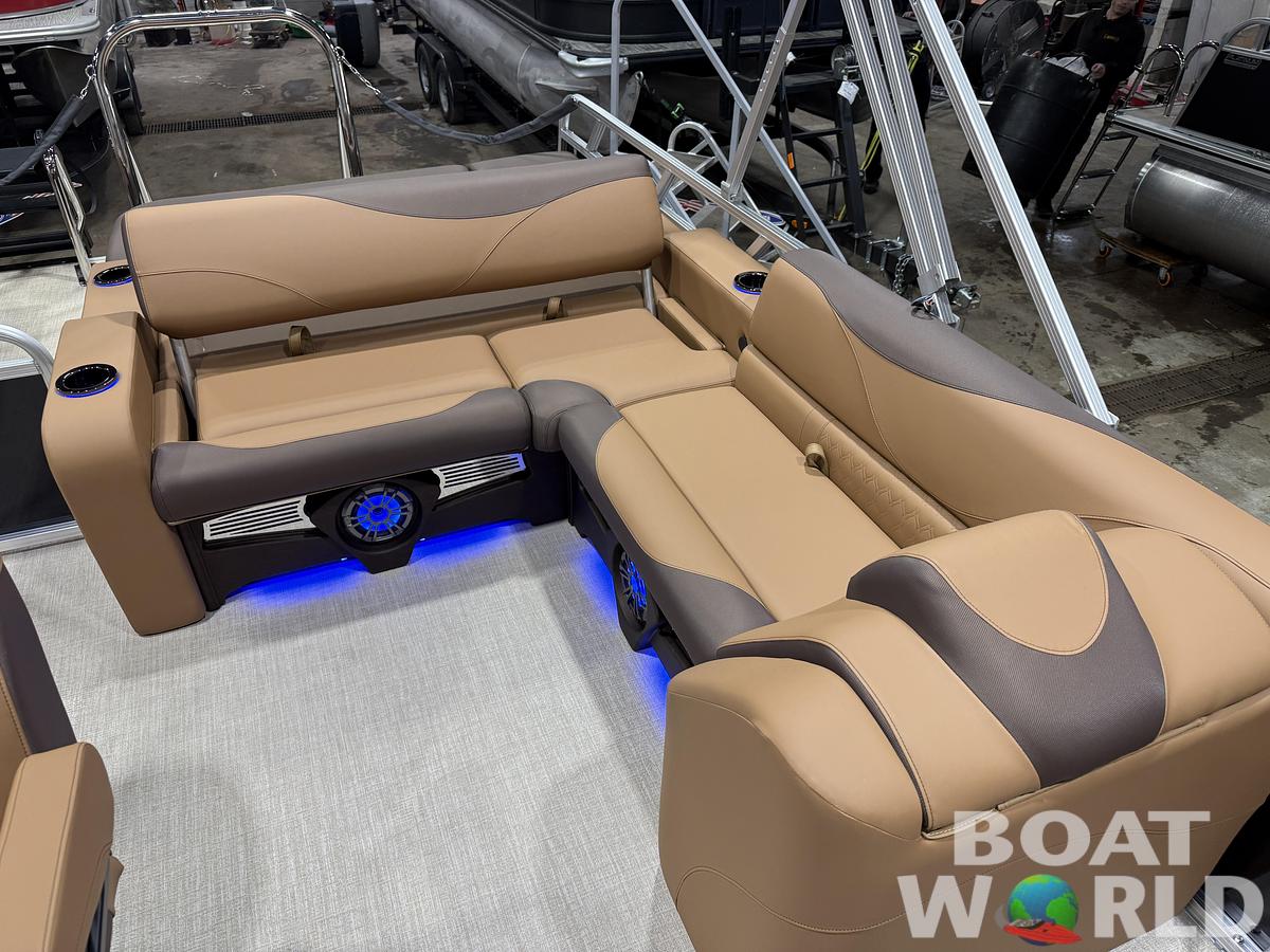 2027 Tahoe LTZ 2385 VRB SE Swingback Pontoon $41995