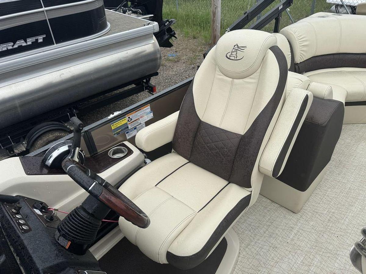 Used 2018 Misty Harbor Boats Skye SR S-2385SE Pontoon