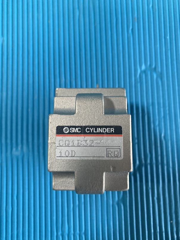 Used SMC Air Cylinder CQ1B32-10D