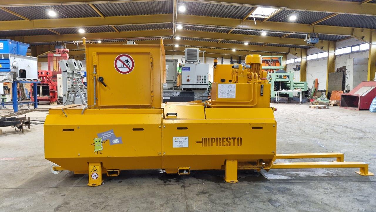 Used Ballenpresse Presto CC 20 M, Baujahr 2016, Presskraft 20 t