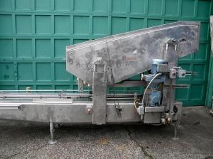 IAC Model 20000 Uncaser