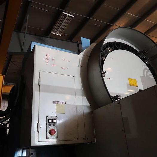 Used 2001 SUPERMAX YCM-V146B Milling Machine