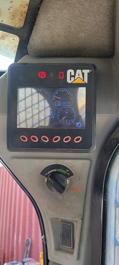 Used 2014 Caterpillar 262D