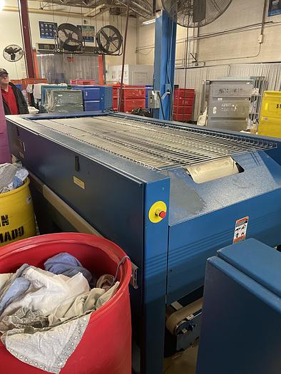 Used 2011 Chicago small piece folder