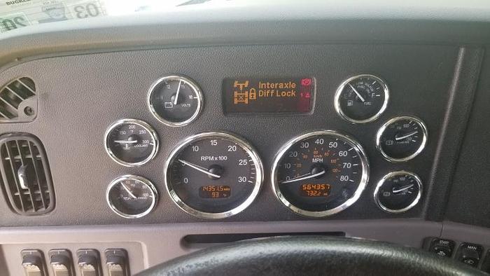 Used 2010 Peterbilt 386