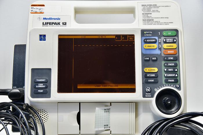 Used MEDTRONIC LIFEPAK 12 Physio Biphasic Defibrillator / Monitor