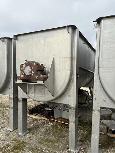 Used 250 CU. FT. RIBBON BLENDER - T316 S/S - 75 HP