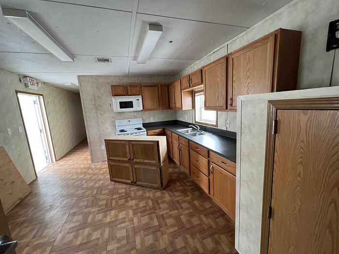 Used 2010 Atco Man Camp/ Rig House