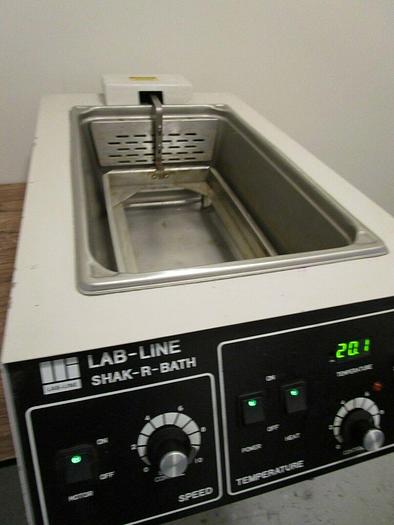 Used LAB-LINE SHAK-R-BATH HEATED WATER BATH MODEL 3582