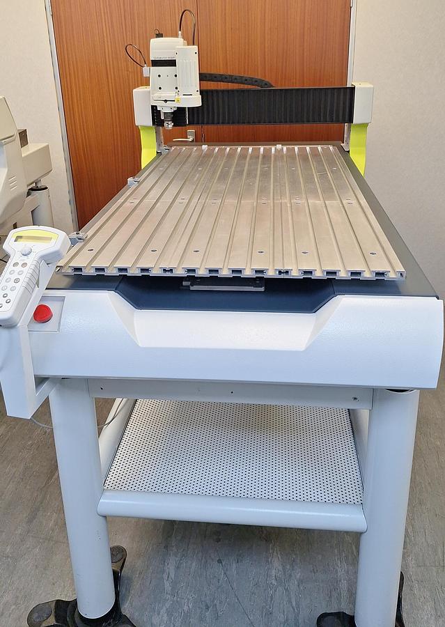 Used Gravotech IS8000XP Engraving Machine