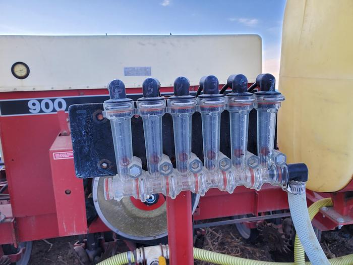 Used 6R30 Case 900 Corn Planter