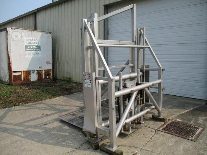 Used RMF Side-Load Pallet Lift; Md#100