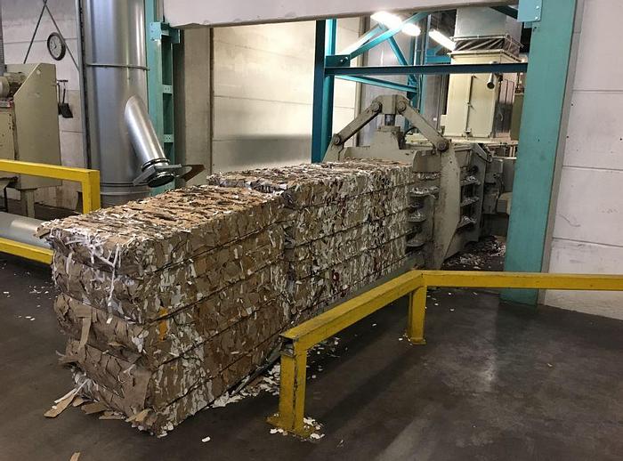 Gebraucht 2001 Paal`s Packpressen-Fabrik Ballenpresse