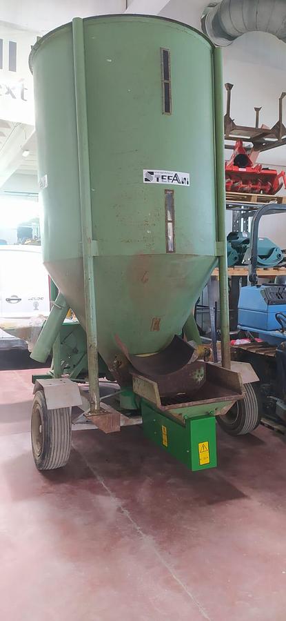 Usato Molino miscelatore Carrellato Musso M 70