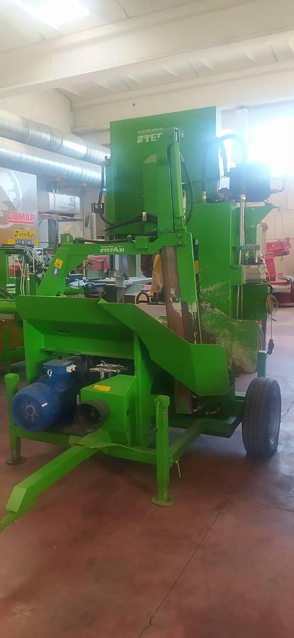 Used 2019 Comap SN SO T 800 con spaccalegna frontale