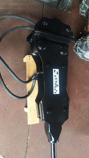 Used Martello pneumatico per mini escavatori 15 - 25 q