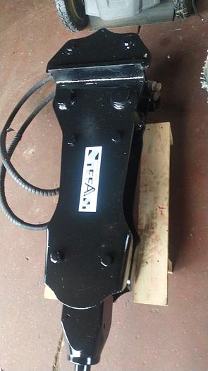 Used Martello pneumatico per mini escavatori 15 - 25 q