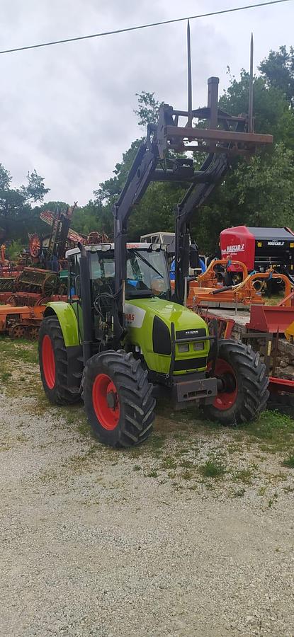 Used Trattore Claas Ares 616 con caricatore frontale