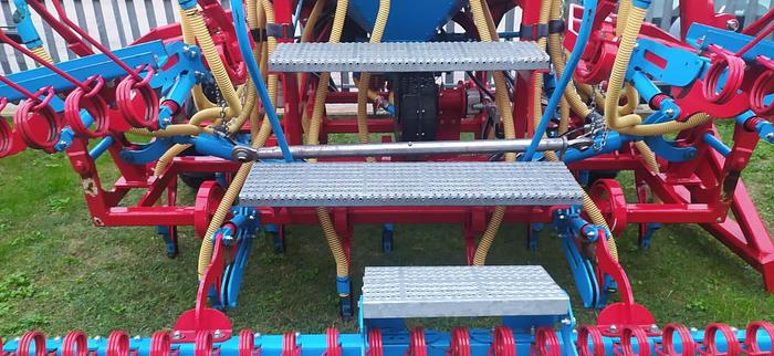 Seminatrice pneumatica per semina diretta ISON 22F A6 Rapisarda