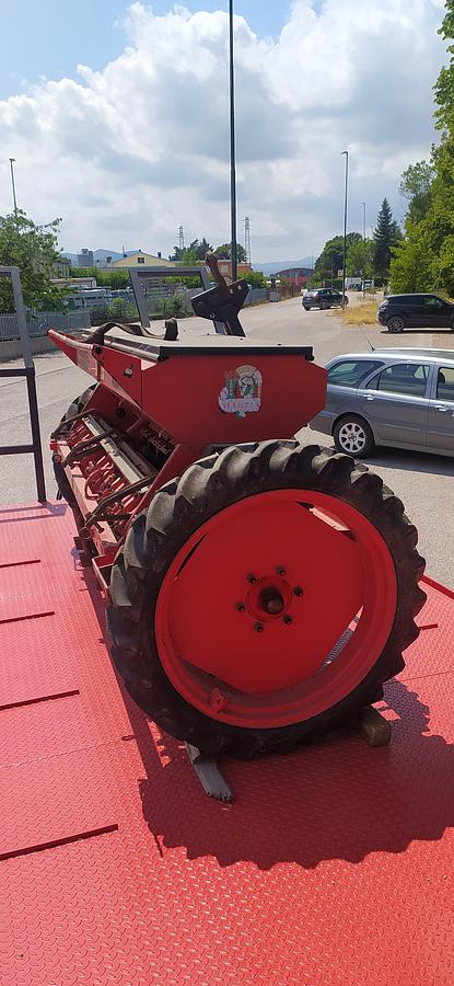 Usato Seminatrice convenzionale in linea 1998 Marzia  RCS 225