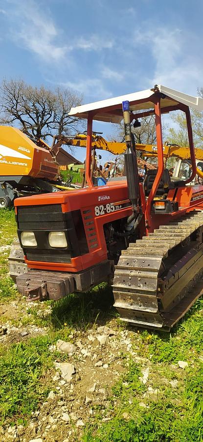 Usato Trattore cingolato New Holland 82 85 montagna